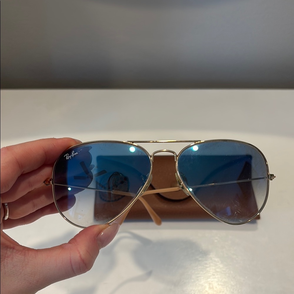 Ray-Ban Gold Aviator Sunglasses
